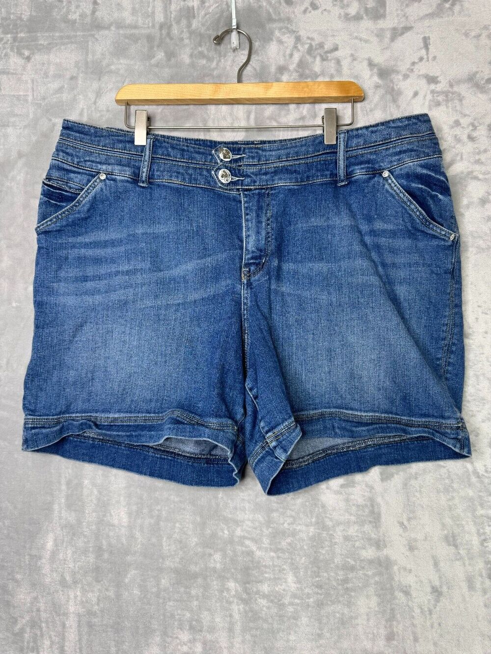 Lane Bryant Shorts Womens 22 Medium Blue Denim High Waist Stretch Pockets 6"